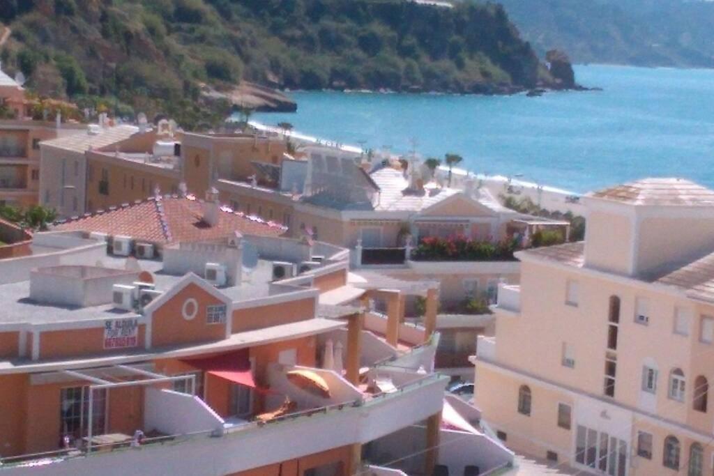Apartamento En Playa De Burriana Rubarsal Nerja Exterior photo