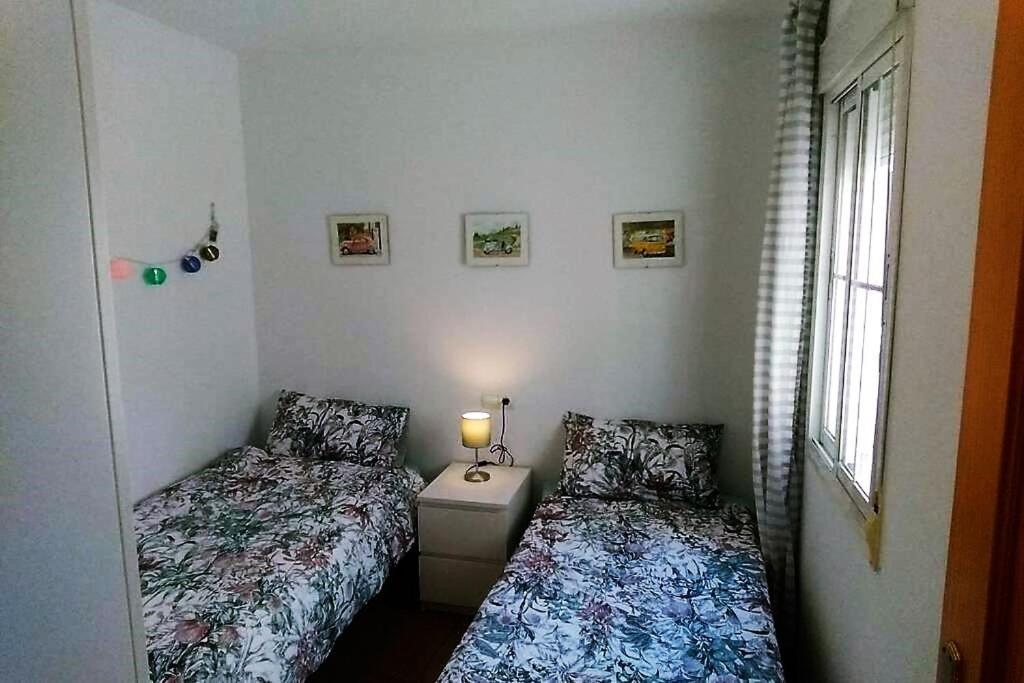 Apartamento En Playa De Burriana Rubarsal Nerja Exterior photo